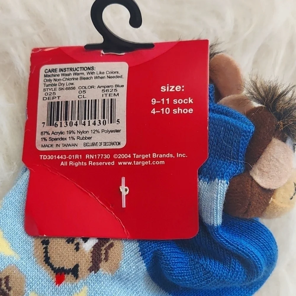 Xhilaration monkey socks with 3D plush head - size 4-10
